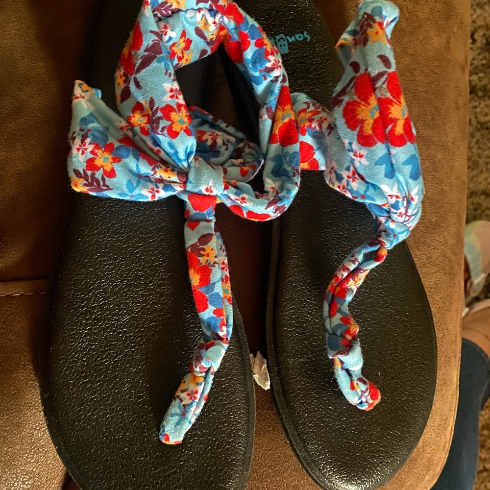 Sanuk Sandals
